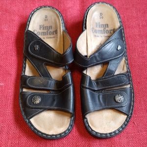 Finn Comfort Sandals Women's Sz 8-8.5 39 (NARROW) Black Leather